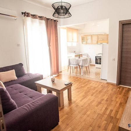Explore Greece From Comfortable City Centre Apartment Chalkís 외부 사진