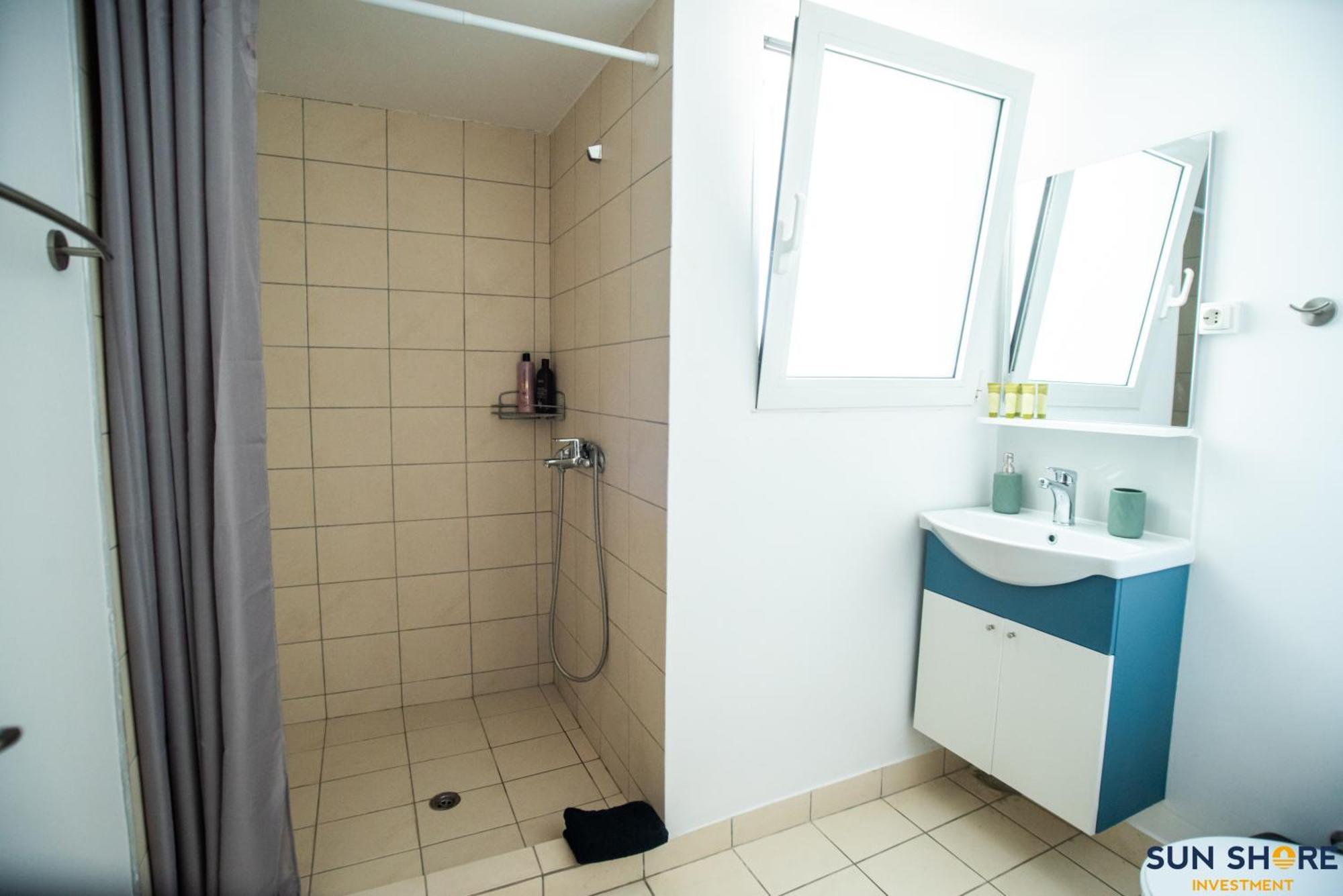 Explore Greece From Comfortable City Centre Apartment Chalkís 외부 사진