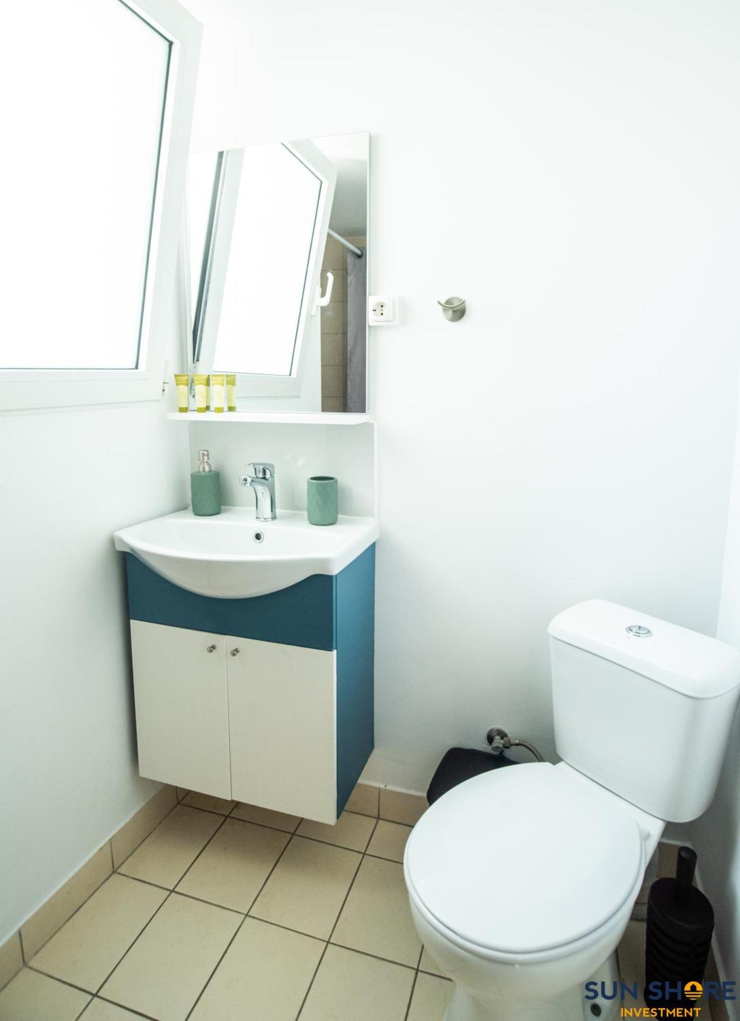 Explore Greece From Comfortable City Centre Apartment Chalkís 외부 사진